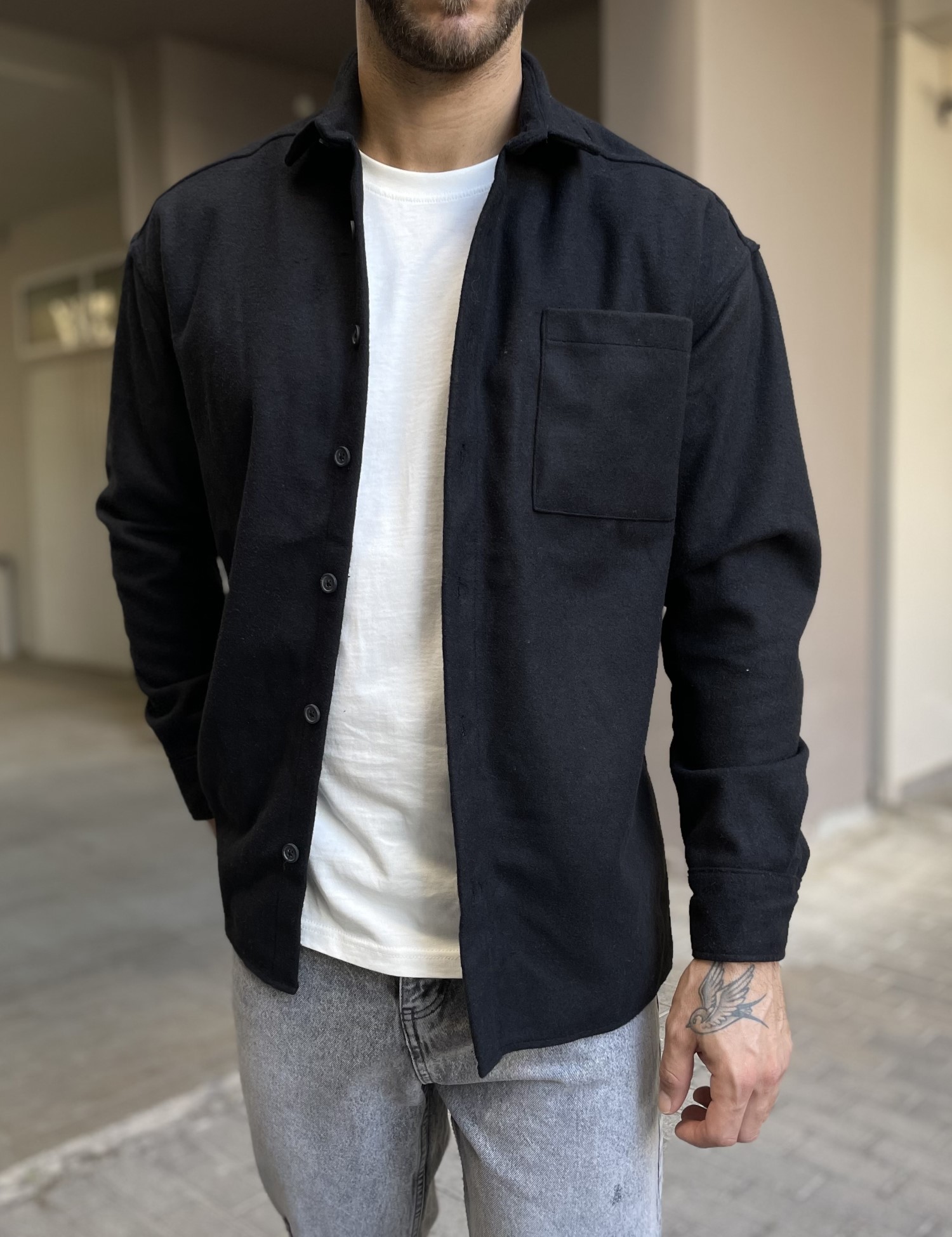 Ανδρικό μαύρο Overshirt με γιακά RMZ328M φωτογραφία